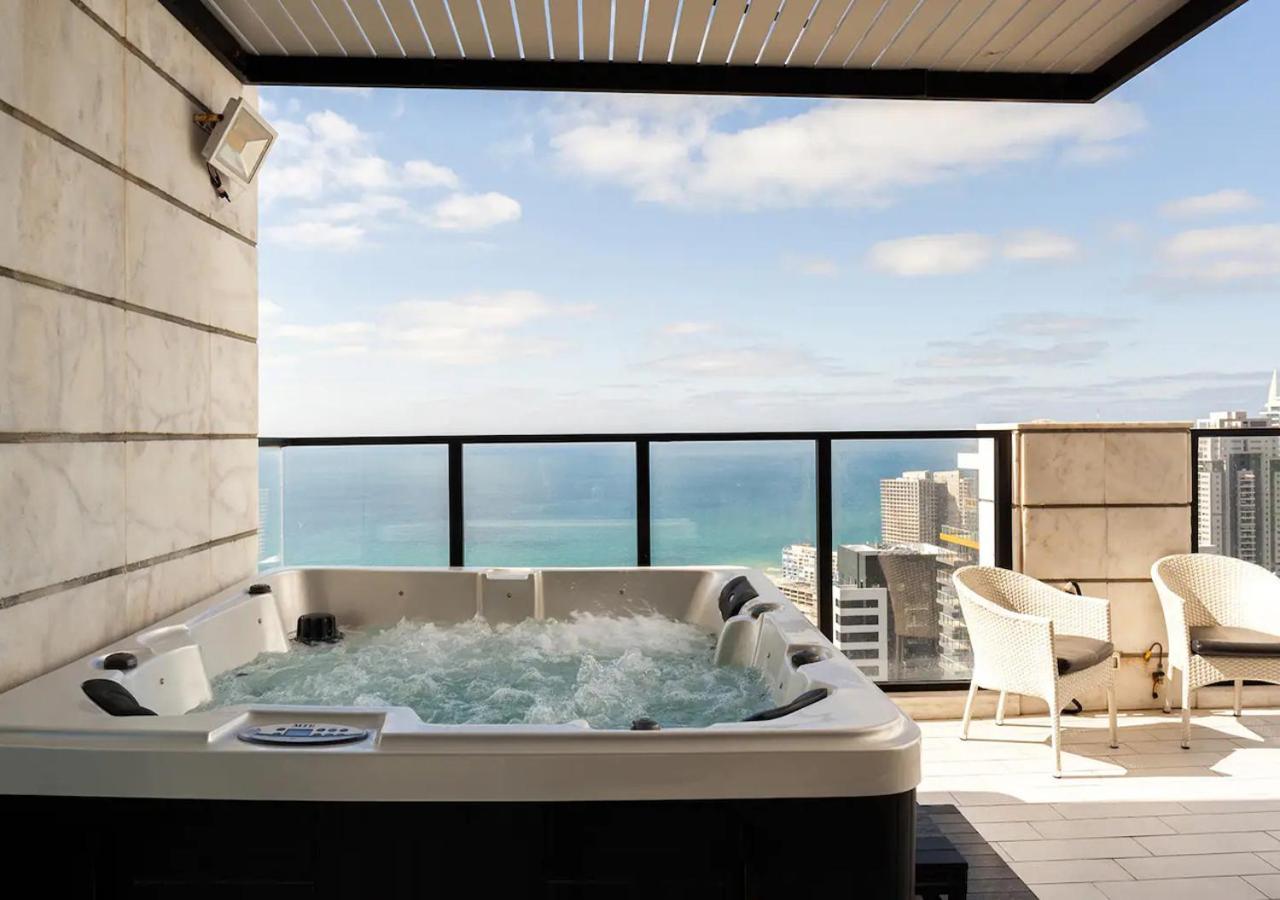 Oַ&O Group- Luxury Penthouse Jacuzzi Sea 36 Floor Apartment Bat Yam Luaran gambar