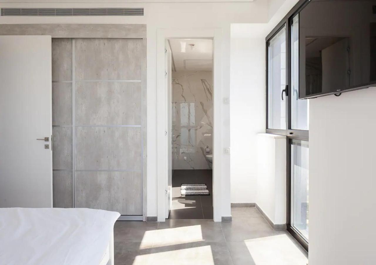 Oַ&O Group- Luxury Penthouse Jacuzzi Sea 36 Floor Apartment Bat Yam Luaran gambar