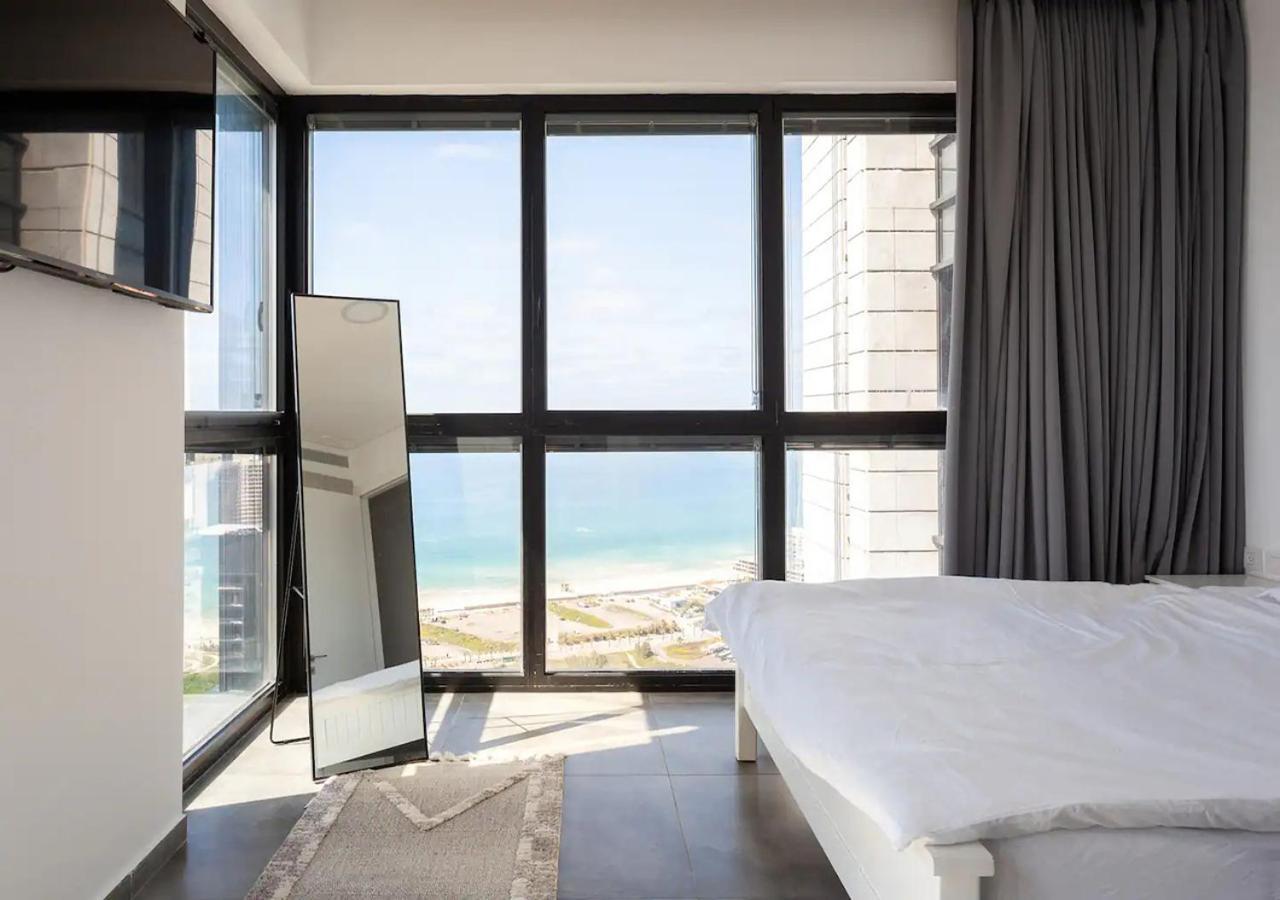 Oַ&O Group- Luxury Penthouse Jacuzzi Sea 36 Floor Apartment Bat Yam Luaran gambar