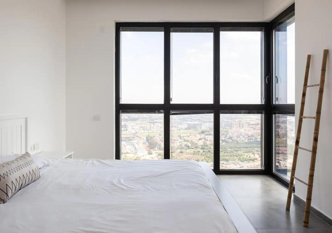 Oַ&O Group- Luxury Penthouse Jacuzzi Sea 36 Floor Apartment Bat Yam Luaran gambar