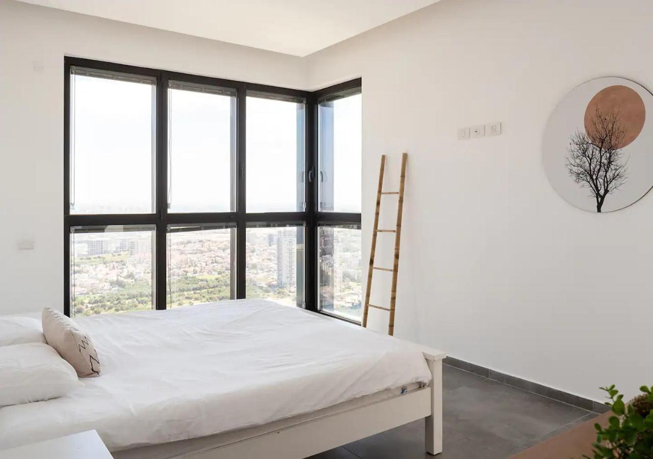 Oַ&O Group- Luxury Penthouse Jacuzzi Sea 36 Floor Apartment Bat Yam Luaran gambar