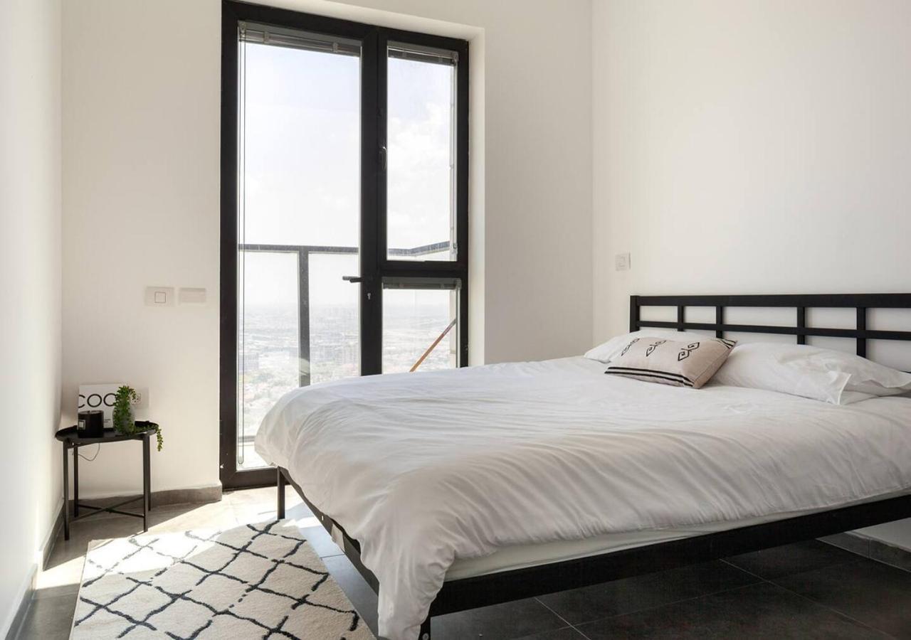 Oַ&O Group- Luxury Penthouse Jacuzzi Sea 36 Floor Apartment Bat Yam Luaran gambar