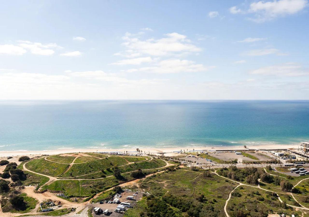 Oַ&O Group- Luxury Penthouse Jacuzzi Sea 36 Floor Apartment Bat Yam Luaran gambar
